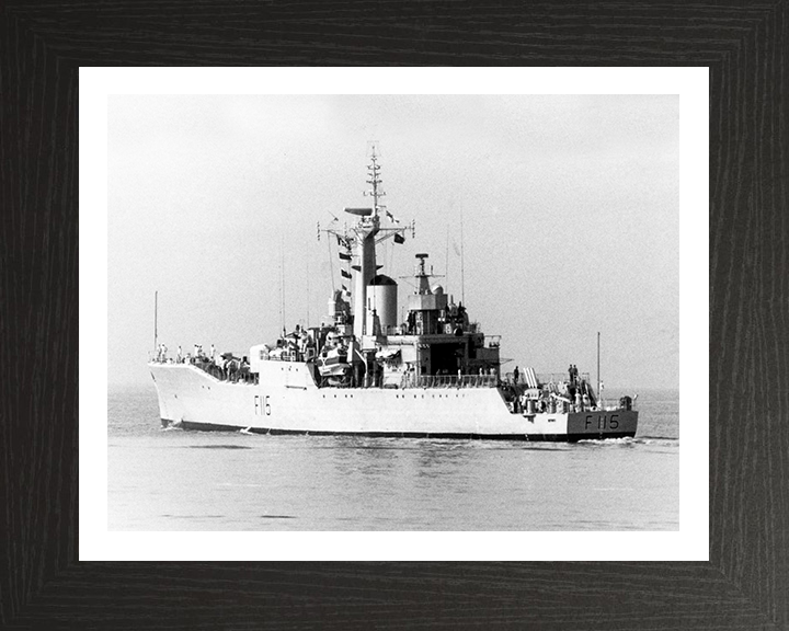HMS Berwick F115 | Photo Print | Framed Print | Rothesay Class | Frigate | Royal Navy Hampshire Prints