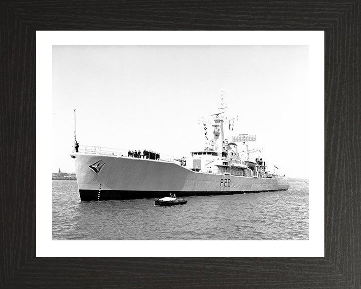 HMS Cleopatra F28 | Photo Print | Framed Print | Leander Class | Frigate | Royal Navy Hampshire Prints