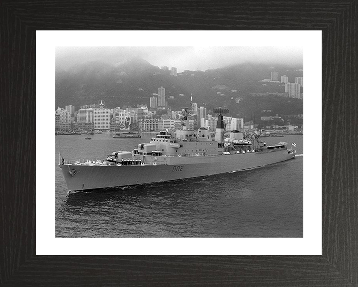 HMS Devonshire D02 | Photo Print | Framed Print | County Class | Destroyer | Royal Navy Hampshire Prints