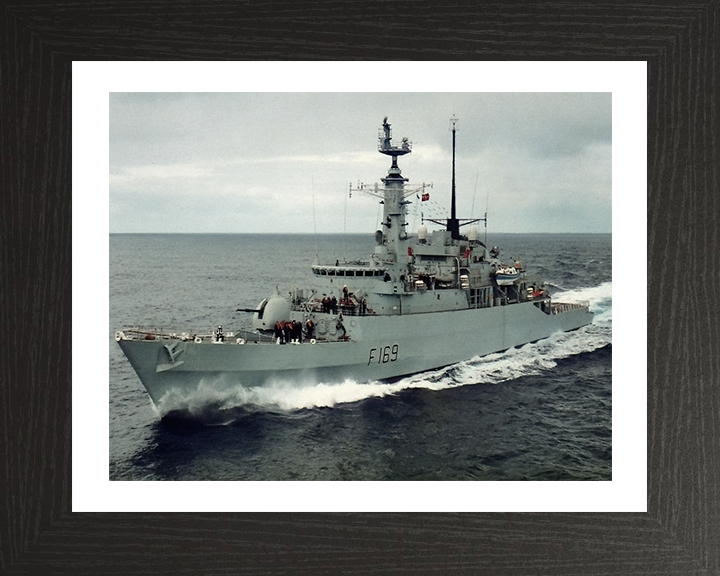HMS Amazon (F169) Photo Print - Underway - Royal Navy Type 21 Frigate Hampshire Prints 10 x 8 Black Frame Yes