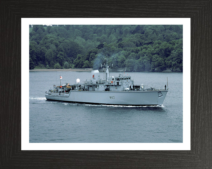 HMS Berkeley M40 | Photo Print | Framed Print | Hunt Class | Mine Warfare Vessel | Royal Navy Hampshire Prints