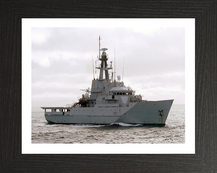 HMS Clyde P257 | Photo Print | Framed Print | River Class | Patrol Vessel | Royal Navy Hampshire Prints