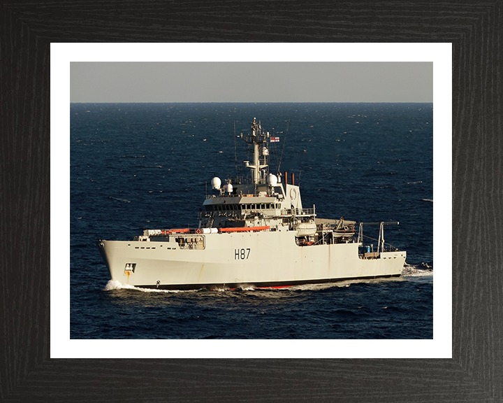 HMS Echo H87 Royal Navy Echo class survey vessel Photo Print or Framed Print - Hampshire Prints