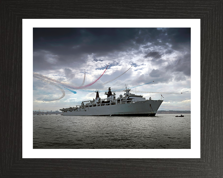 HMS Bulwark L15 | Photo Print | Framed Print | Albion Class | Amphibious Ship | Royal Navy Hampshire Prints