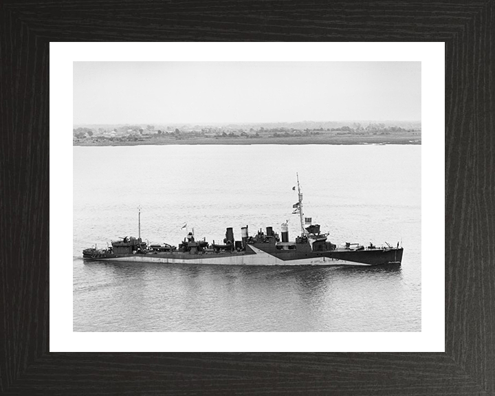 HMS Churchill I45 | Photo Print | Framed Print | Town Class | Destroyer | Royal Navy Hampshire Prints