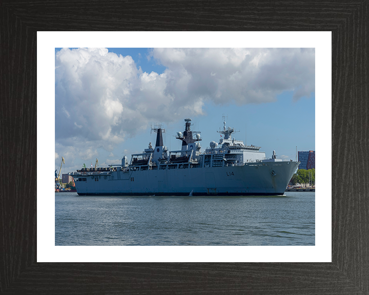 HMS Albion L14 | Photo Print | Framed Print | Albion Class | Amphibious ship | Royal Navy Hampshire Prints