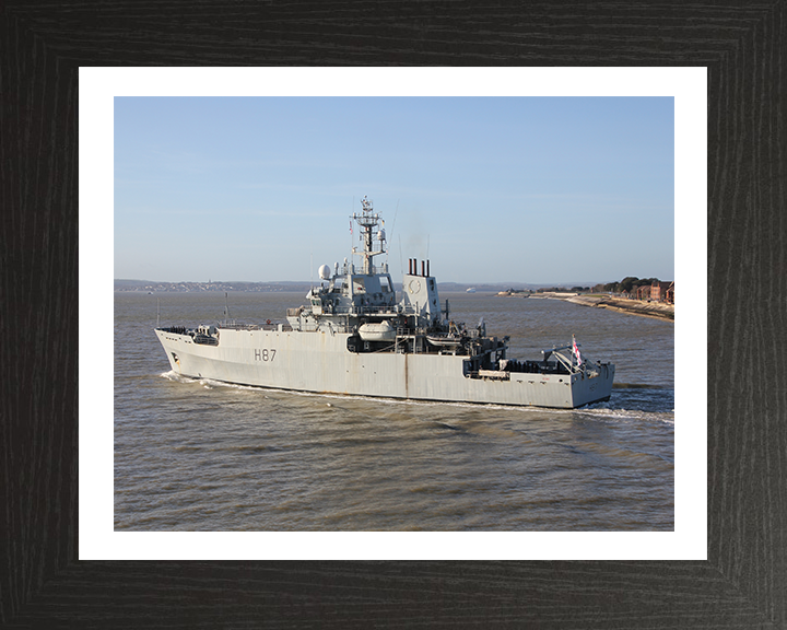 HMS Echo H87 | Photo Print | Framed Print | Echo Class | Survey Vessel | Royal Navy Hampshire Prints