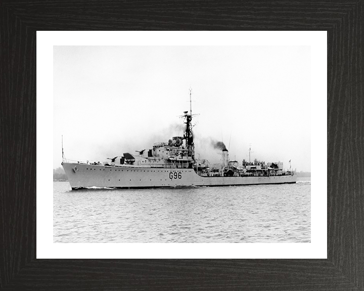 HMS Crossbow G96 (D96) | Photo Print | Framed Print | Weapon Class | Destroyer | Royal Navy Hampshire Prints