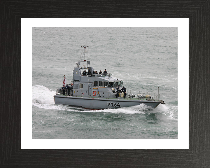 HMS Archer P264 Royal Navy Archer class P2000 patrol vessel Photo Print or Framed Print - Hampshire Prints