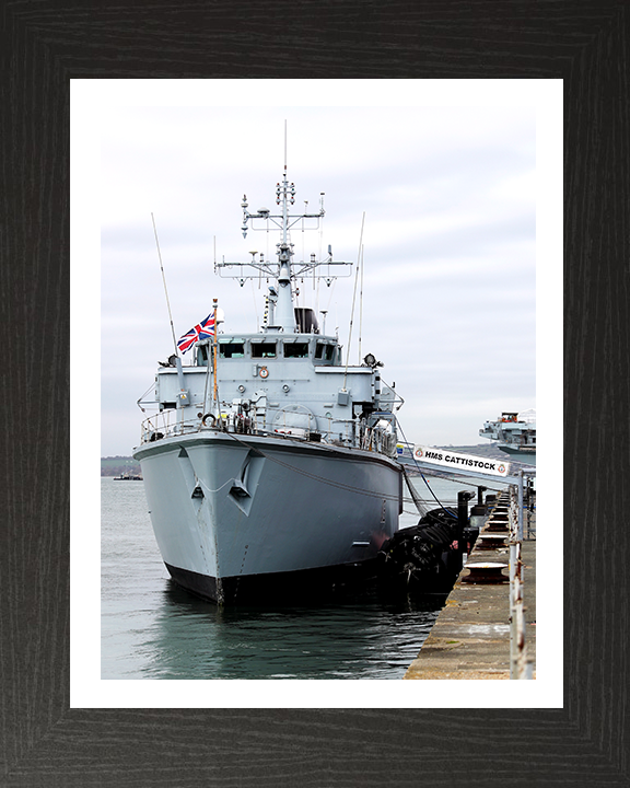 HMS Cattistock M31 | Photo Print | Framed Print | Hunt Class | Minehunter | Royal Navy Hampshire Prints