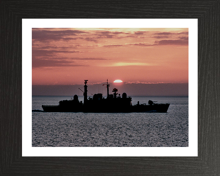 HMS Cardiff D108 | Photo Print | Framed Print | Poster | Type 42 | Destroyer | Royal Navy Hampshire Prints