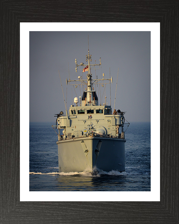 HMS Chiddingfold M37 | Photo Print | Framed Print | Hunt Class | Minehunter | Royal Navy Hampshire Prints