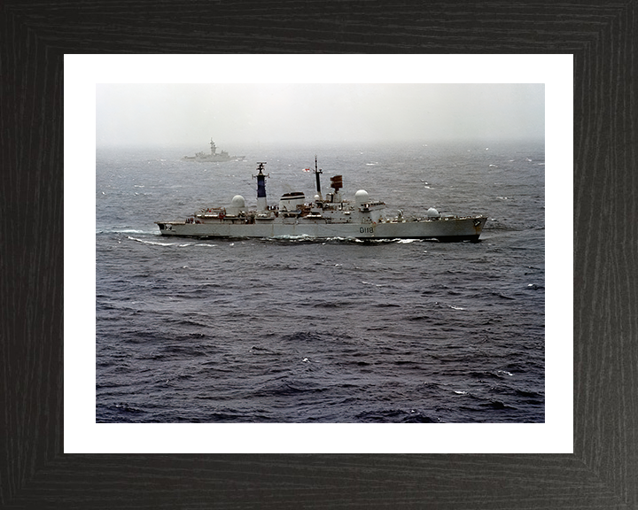 HMS Coventry D118 Royal Navy Type 42 Sheffield Class destroyer Photo Print or Framed Print - Hampshire Prints