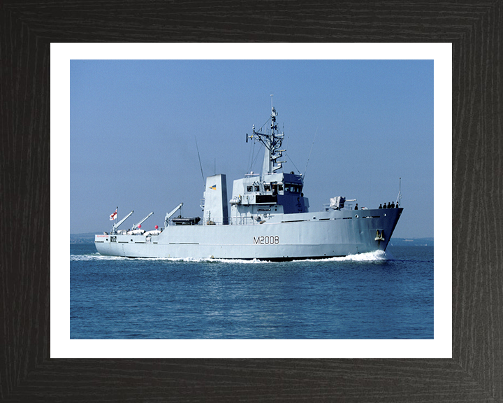 HMS Blackwater M2008 | Photo Print | Framed Print | River Class | Minesweeper | Royal Navy Hampshire Prints