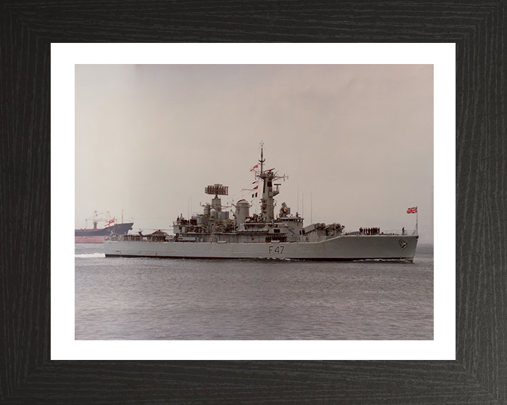 HMS Danae F47 | Photo Print | Framed Print | Poster | Leander Class | Frigate | Royal Navy Hampshire Prints