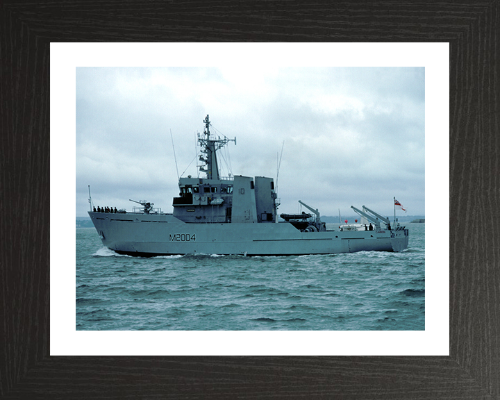 HMS Carron M2004 Royal Navy River class minesweeper Photo Print or Framed Print - Hampshire Prints
