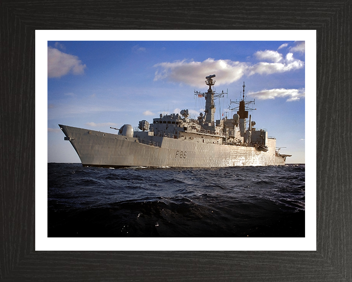 HMS Campbeltown F86 Royal Navy Type 22 frigate Photo Print or Framed Print - Hampshire Prints