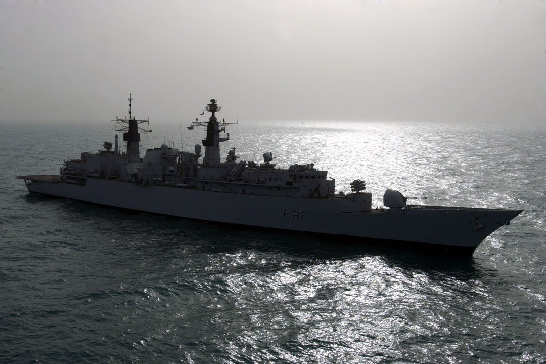 HMS Chatham F87 | Photo Print | Framed Print | Poster | Type 22 | Frigate | Royal Navy Hampshire Prints