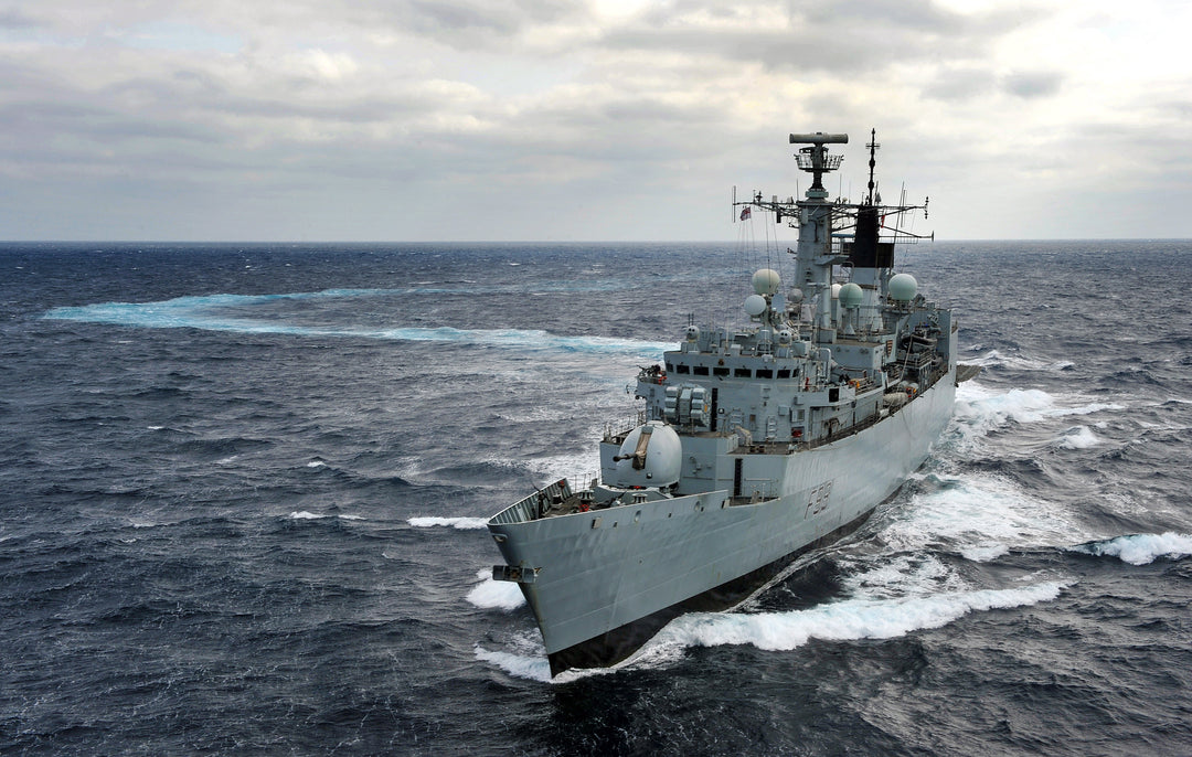 HMS Cornwall F99 | Photo Print | Framed Print | Poster | Type 22 | Frigate | Royal Navy Hampshire Prints