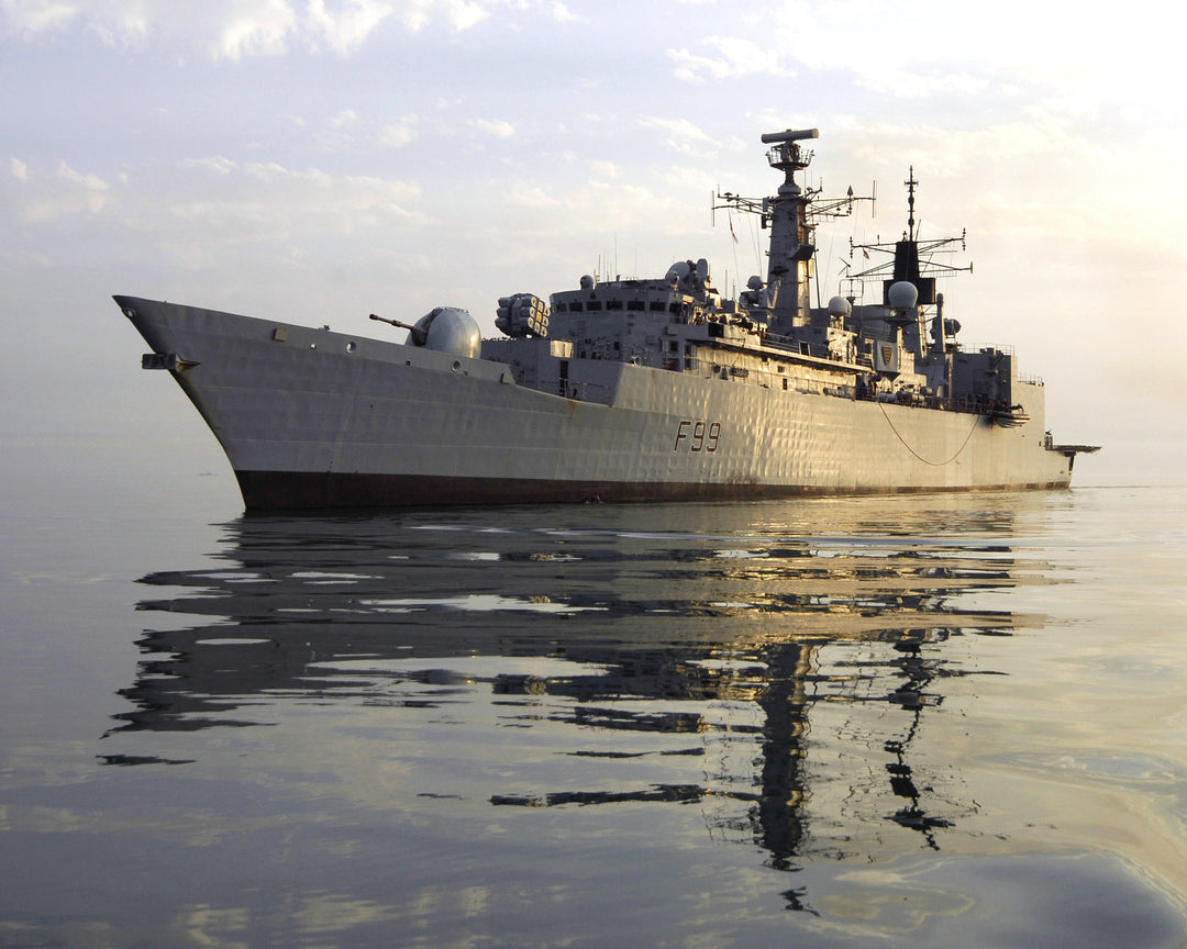 HMS Cornwall F99 | Photo Print | Framed Print | Poster | Type 22 | Frigate | Royal Navy Hampshire Prints