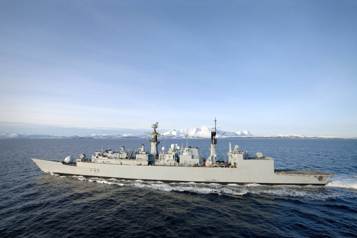HMS Cornwall F99 | Photo Print | Framed Print | Poster | Type 22 | Frigate | Royal Navy Hampshire Prints