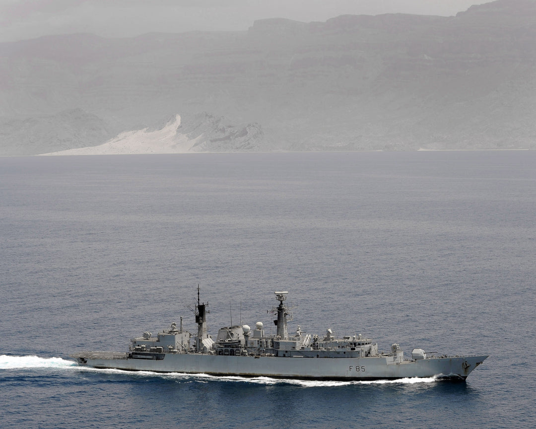 HMS Cumberland F85 | Photo Print | Framed Print | Poster | Type 22 | Frigate | Royal Navy Hampshire Prints