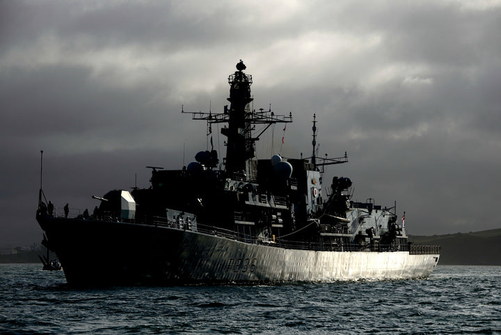 HMS Montrose F236 | Photo Print | Framed Print | Poster | Type 23 | Frigate | Royal Navy Hampshire Prints