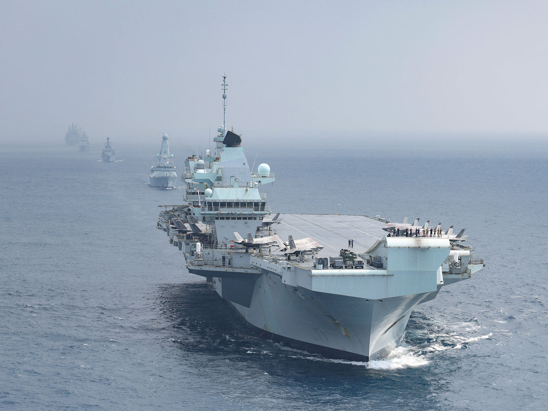 HMS Queen Elizabeth R08 | Photo Print | Framed Print | Queen Elizabeth Class | Aircraft Carrier | Royal Navy Hampshire Prints
