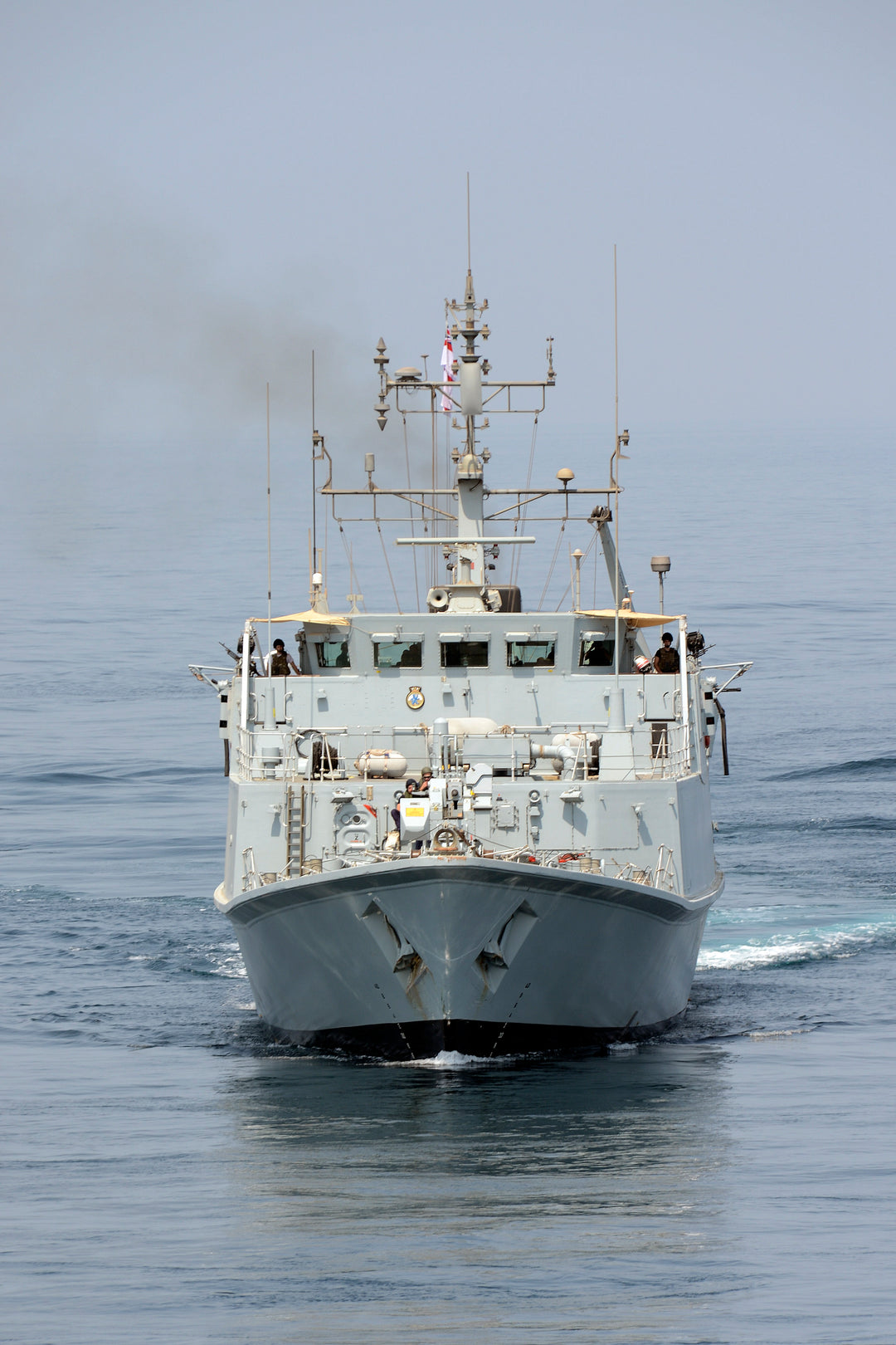 HMS Shoreham M112 | Photo Print | Framed Print | Sandown Class | Minehunter | Royal Navy Hampshire Prints