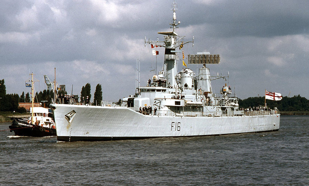 HMS Diomede F16 | Photo Print | Framed Print | Leander Class | Frigate | Royal Navy Hampshire Prints