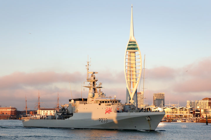 HMS Trent P224 Royal Navy River class offshore patrol vessel Photo Print or Framed Print - Hampshire Prints