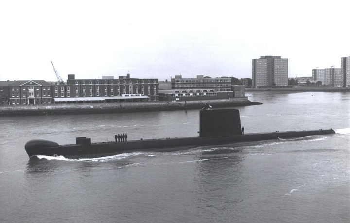 HMS Porpoise S01 Royal Navy Porpoise class Submarine Photo Print or Framed Print - Hampshire Prints