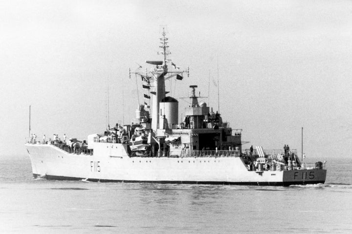 HMS Berwick F115 | Photo Print | Framed Print | Rothesay Class | Frigate | Royal Navy Hampshire Prints