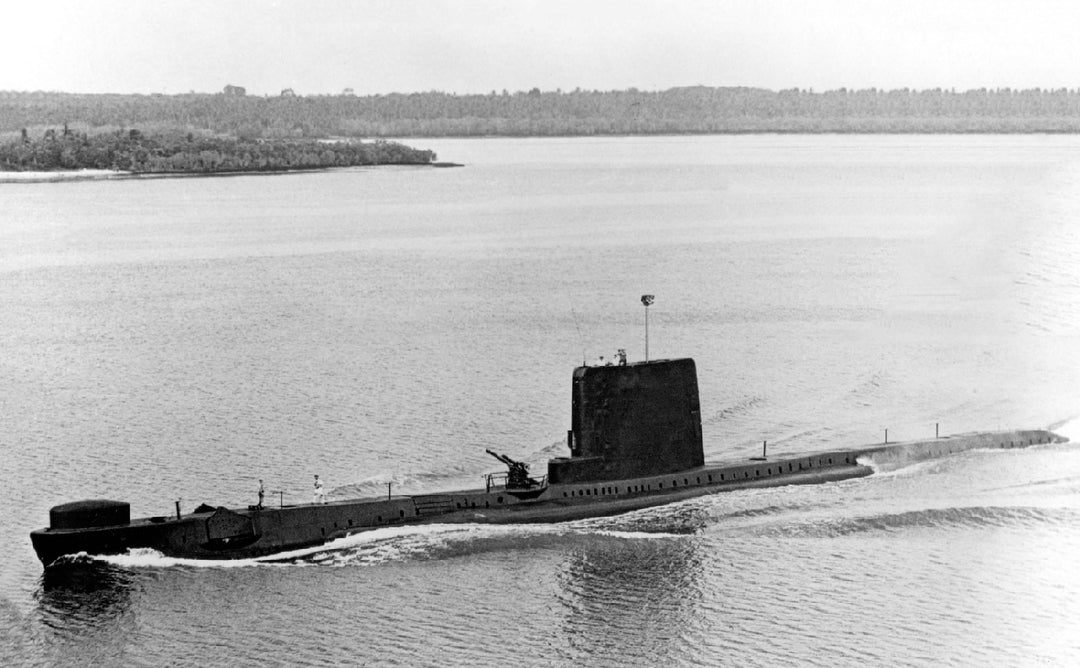 HMS Andrew P423 Submarine | Photo Print | Framed Print | Amphion Class | Royal Navy Hampshire Prints