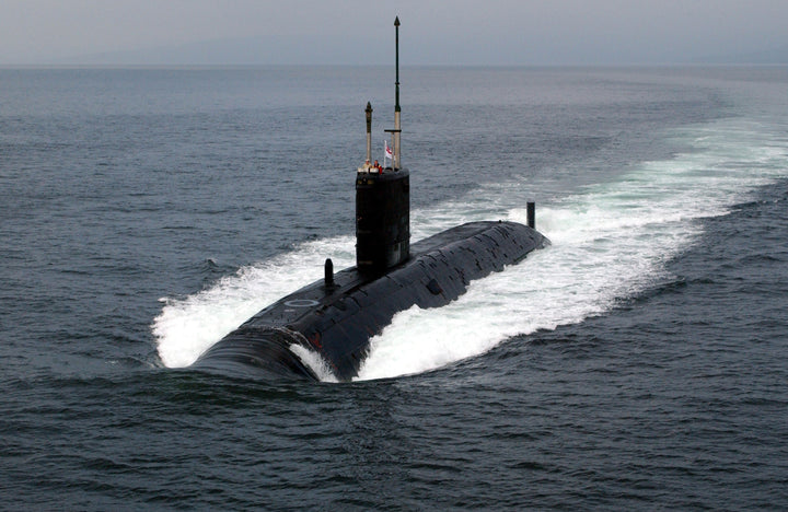 HMS Splendid S106 Submarine | Photo Print | Framed Print | Swiftsure Class | Royal Navy Hampshire Prints