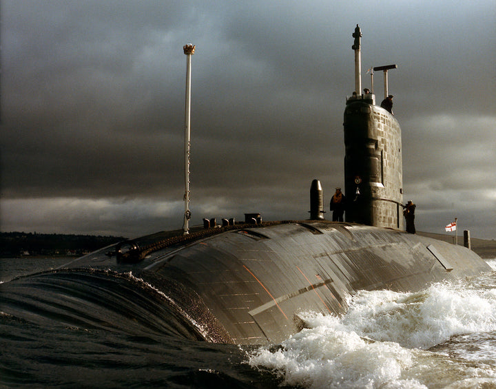 HMS Triumph S93 Submarine | Photo Print | Framed Print | Trafalgar Class | Royal Navy Hampshire Prints