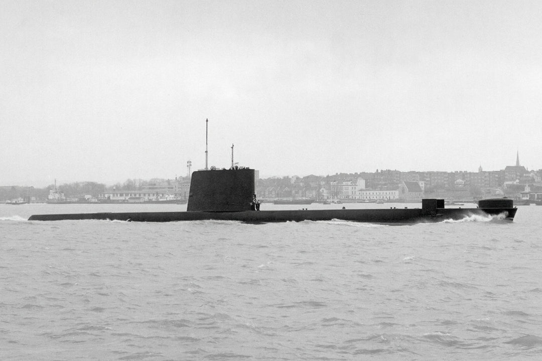 HMS Oberon (S09) Photo Print - Starboard View - Royal Navy Oberon Class Submarine Posters, Prints, & Visual Artwork Hampshire Prints 6 x 4 No Frame No
