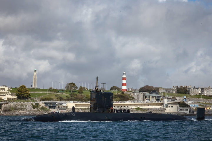 HMS Trenchant S91 Royal Navy Trafalgar class Submarine Photo Print or Framed Print - Hampshire Prints