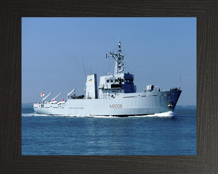 HMS Blackwater M2008 | Photo Print | Framed Print | River Class | Minesweeper | Royal Navy Hampshire Prints