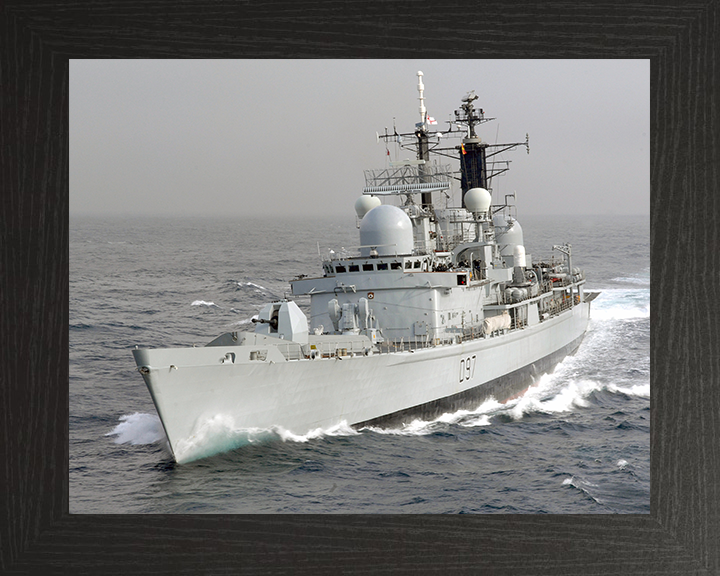 HMS Edinburgh D97 Royal Navy Type 42 Destroyer Photo Print or Framed Print - Hampshire Prints