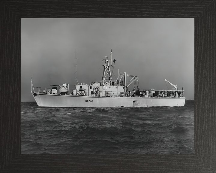 HMS Aveley M2002 Royal Navy Ley class minesweeper Photo Print or Framed Print - Hampshire Prints