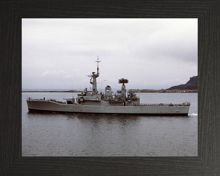 HMS Ariadne F72 | Photo Print | Framed Print | Leander Class | Frigate | Royal Navy Hampshire Prints