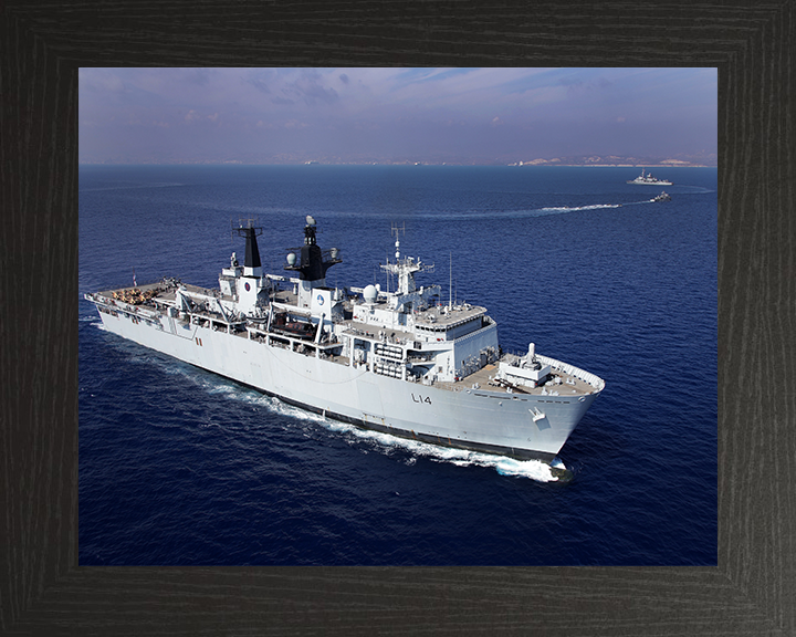 HMS Albion L14 | Photo Print | Framed Print | Albion Class | Amphibious ship | Royal Navy Hampshire Prints