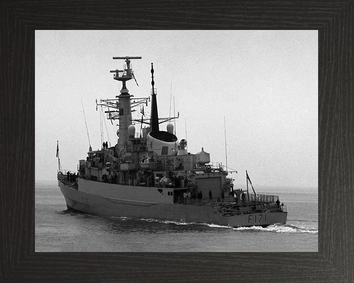 HMS Avenger F185 | Photo Print | Framed Print | Poster | Type 21 | Frigate | Royal Navy Hampshire Prints