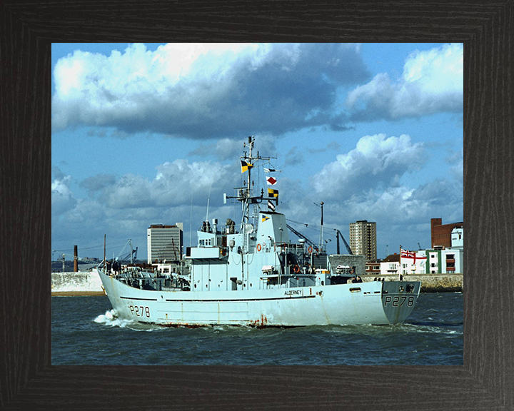 HMS Alderney P278 | Photo Print | Framed Print | Island Class | Patrol Vessel | Royal Navy Hampshire Prints