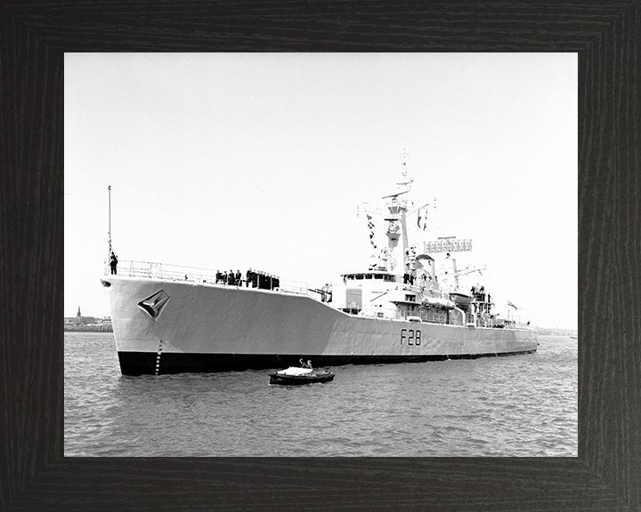 HMS Cleopatra F28 | Photo Print | Framed Print | Leander Class | Frigate | Royal Navy Hampshire Prints