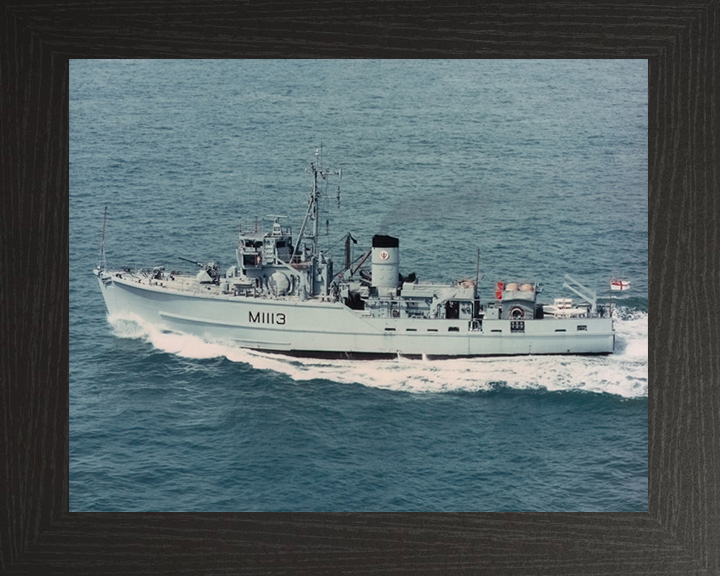 HMS Brereton M1113 Royal Navy Ton class minesweeper Photo Print or Framed Print - Hampshire Prints