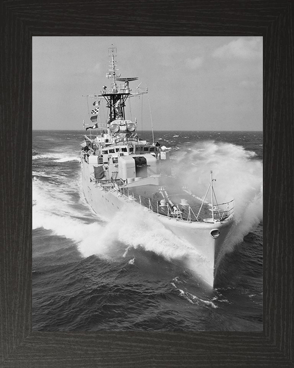 HMS Eastbourne F73 | Photo Print | Framed Print | Whitby Class | Frigate | Royal Navy Hampshire Prints