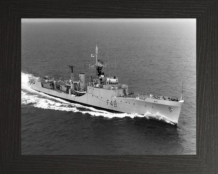 HMS Dundas F48 | Photo Print | Framed Print | Blackwood Class | Frigate | Royal Navy Hampshire Prints