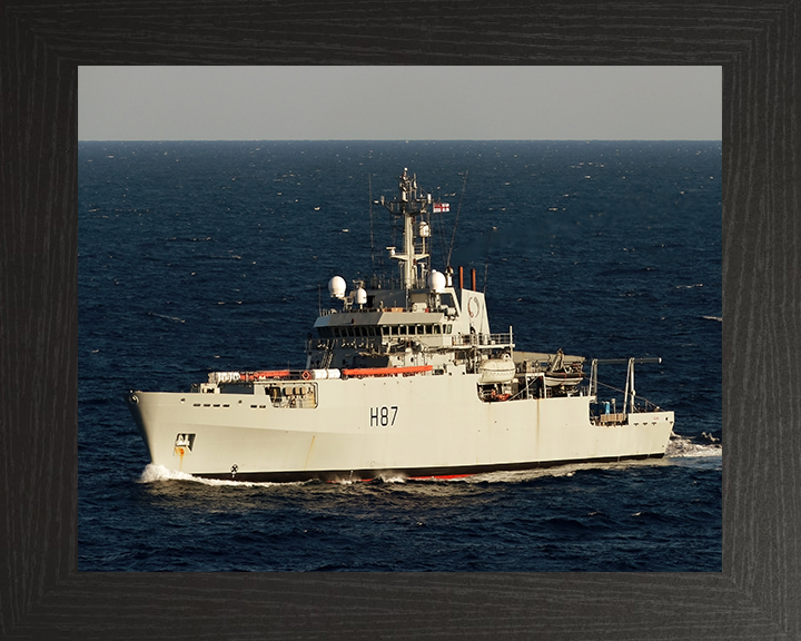 HMS Echo H87 | Photo Print | Framed Print | Echo Class | Survey Vessel | Royal Navy Hampshire Prints